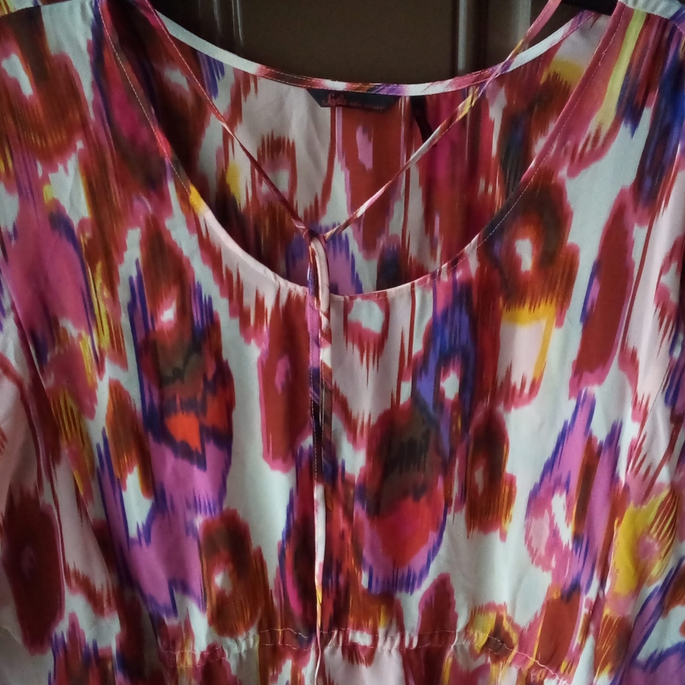 Top - Picture 2 of 3